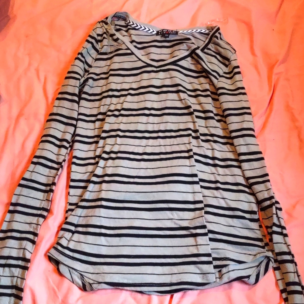 Poof Long sleeve shirt